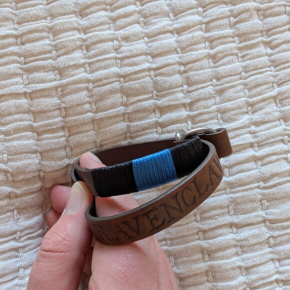 Ravenclaw faux leather bracelet - Picture 3 of 4